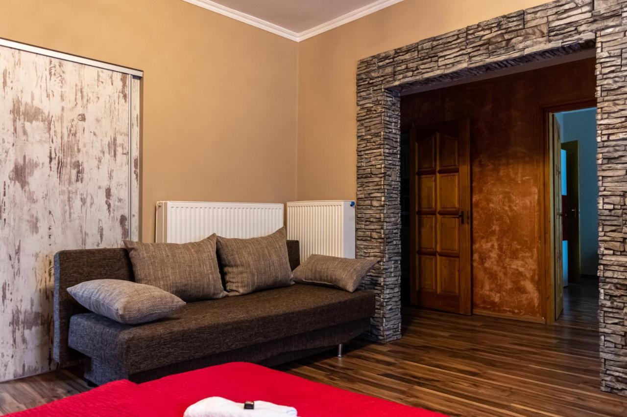 Virag Vendeghaz Villa Makó Екстериор снимка