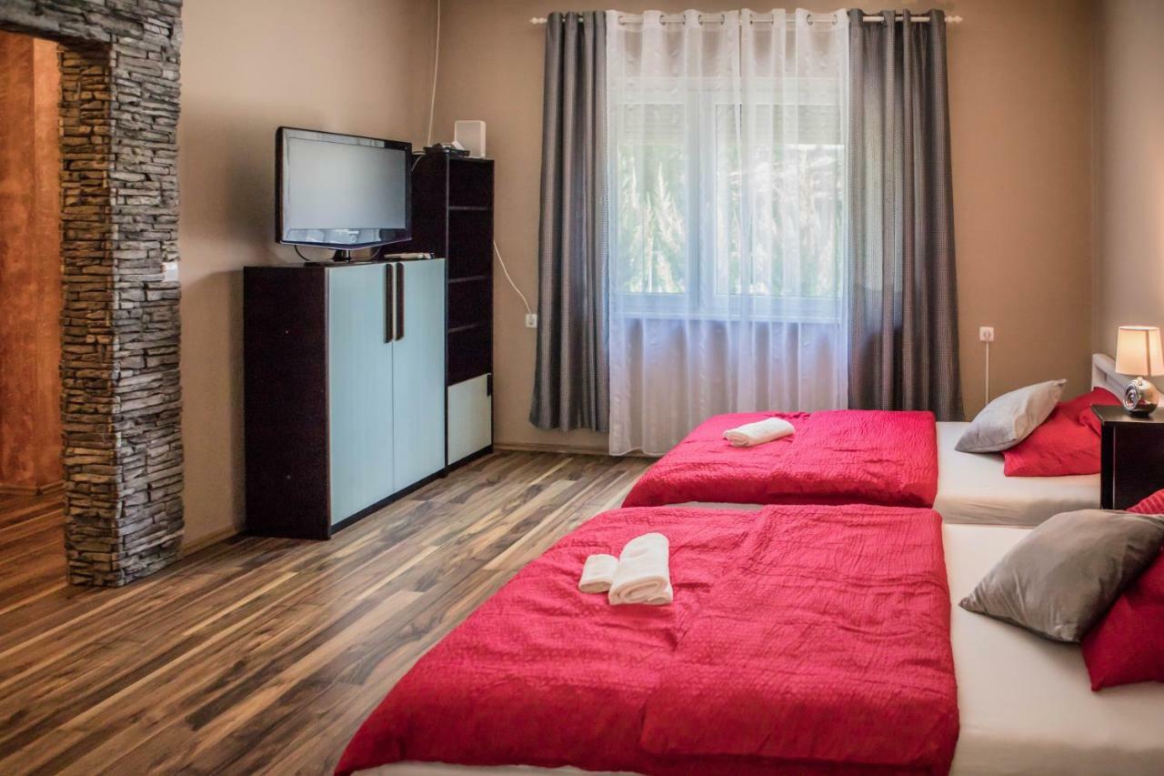 Virag Vendeghaz Villa Makó Екстериор снимка