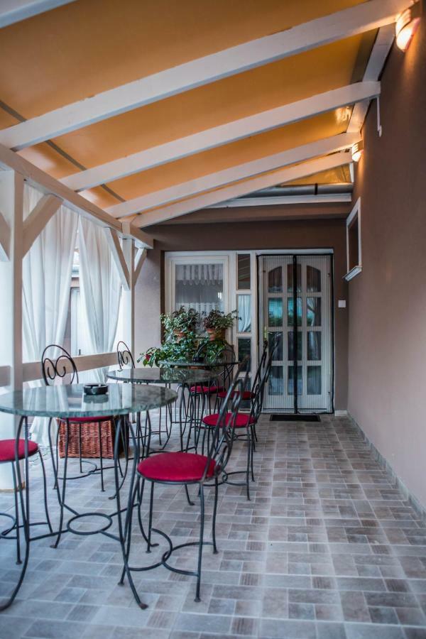 Virag Vendeghaz Villa Makó Екстериор снимка