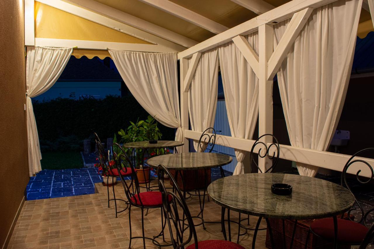 Virag Vendeghaz Villa Makó Екстериор снимка